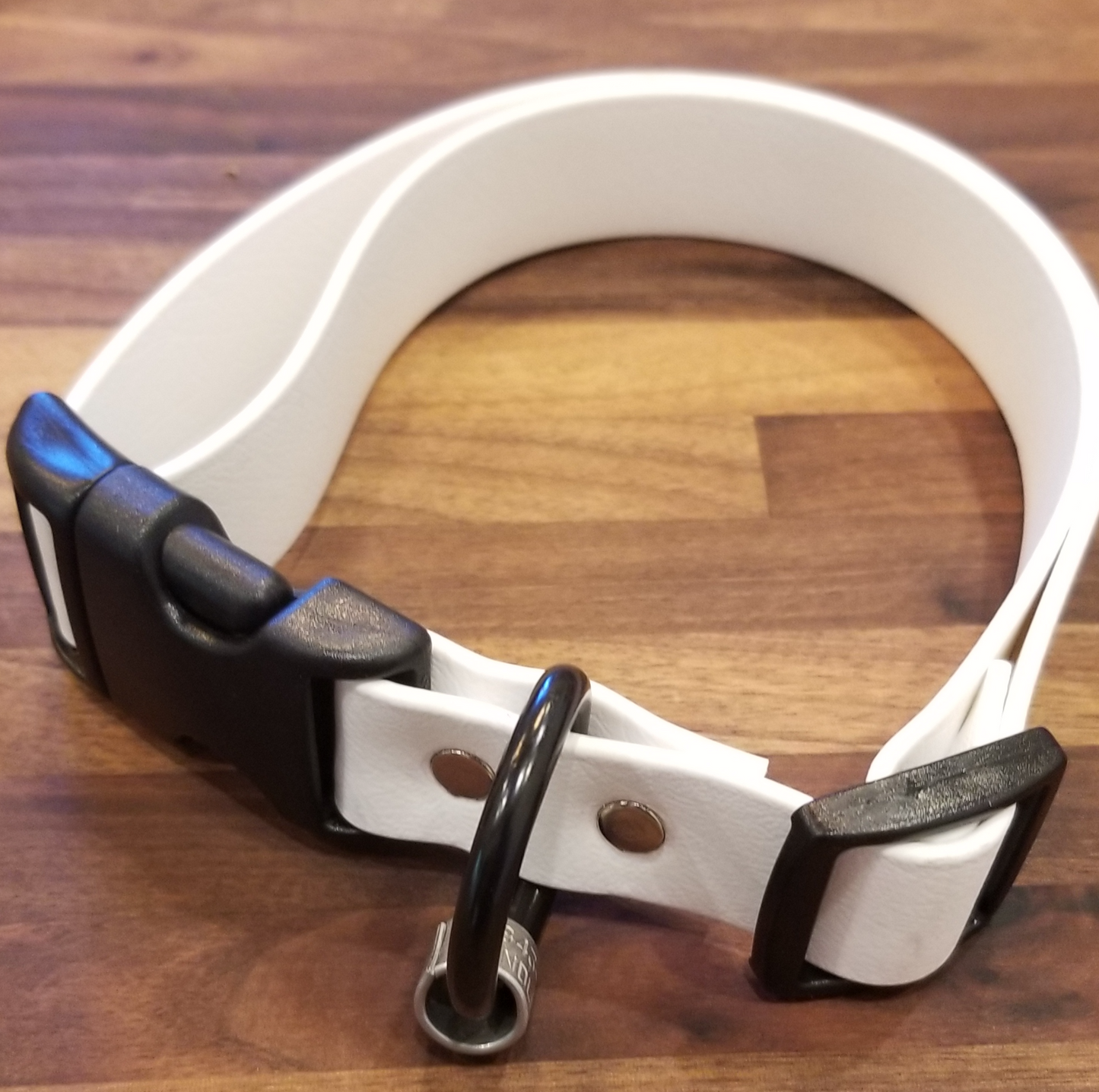 Adjustable Collar