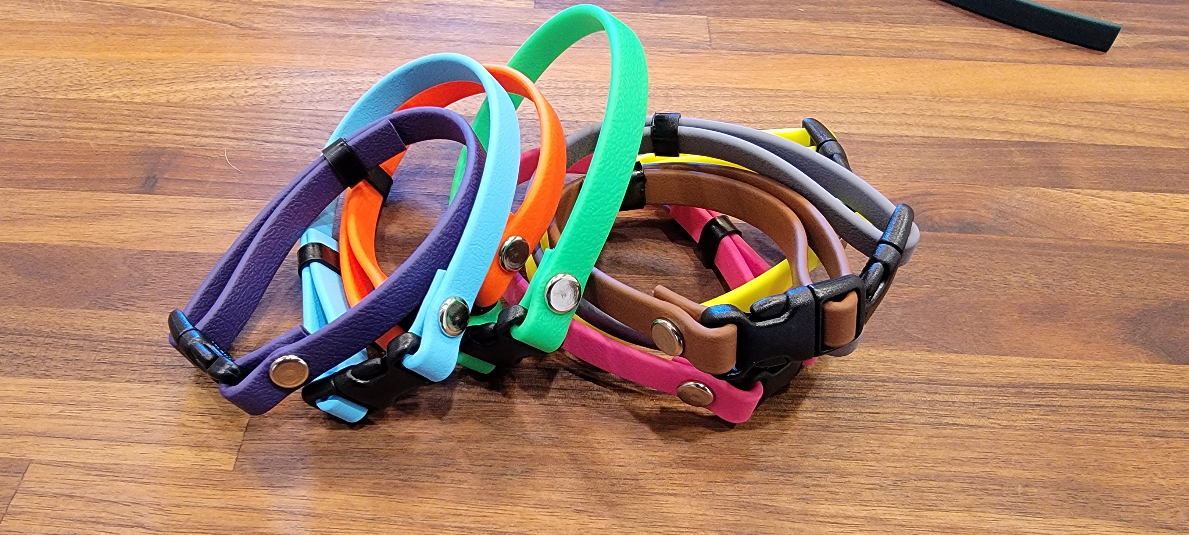 Velcro whelping outlet collars